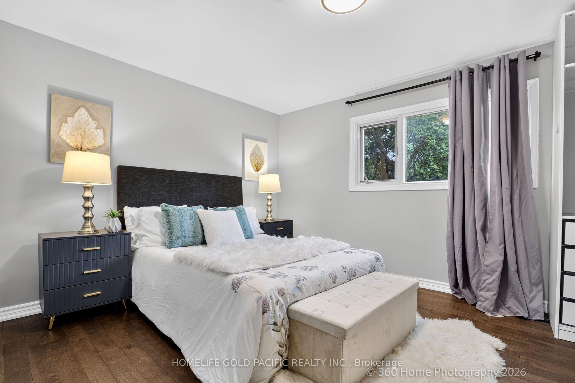 Photo 25 of 25 Houston Crescent, North York, Don Valley Village — HOMEH