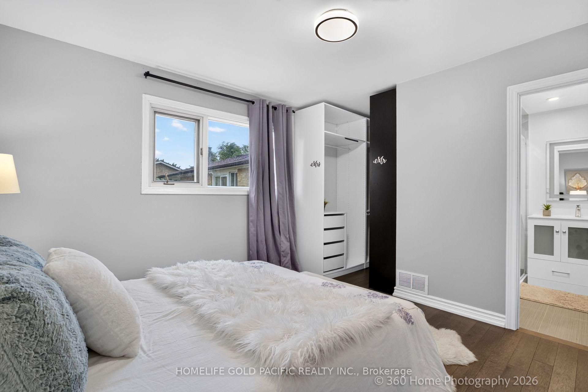 Photo 26 of 25 Houston Crescent, North York, Don Valley Village — HOMEH