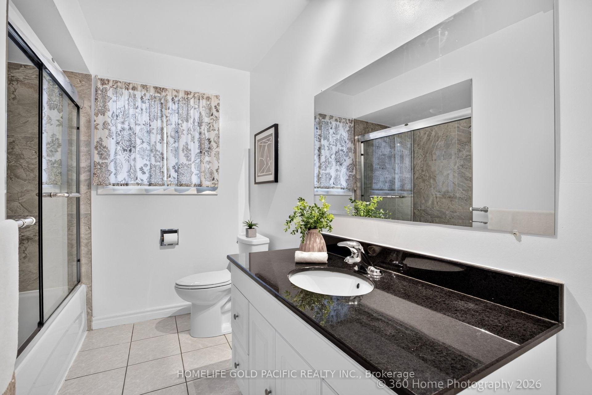 Photo 28 of 25 Houston Crescent, North York, Don Valley Village — HOMEH