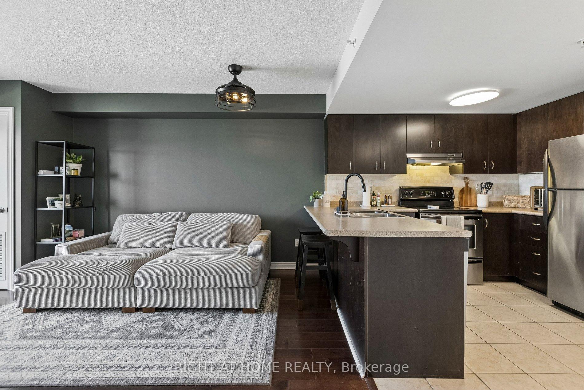 Photo 8 of Unit 404, 37 Goodwin Drive, Guelph, Pineridge/Westminster Woods — HOMEH