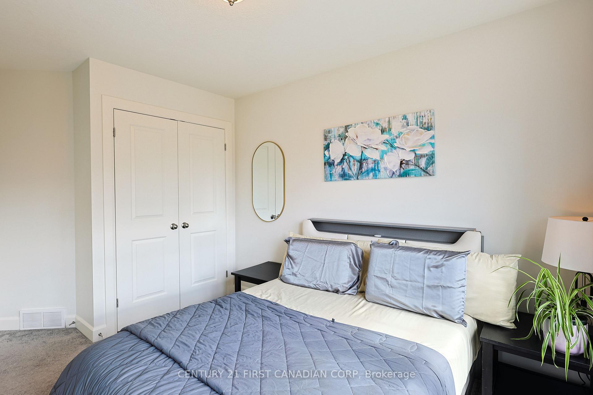Photo 21 of Unit 26, 600 Guiness Way, London, North D — HOMEH
