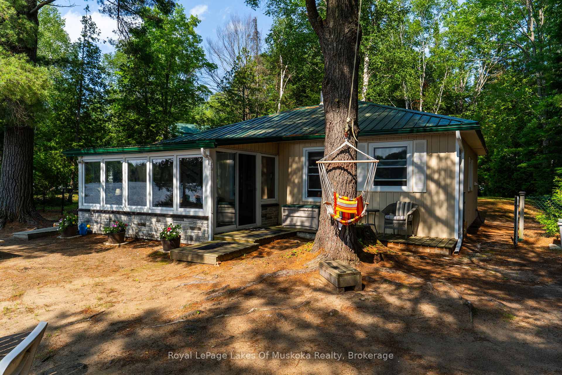 Photo 18 of 1015 Goodlife Lane, Algonquin Highlands, Sherborne — HOMEH
