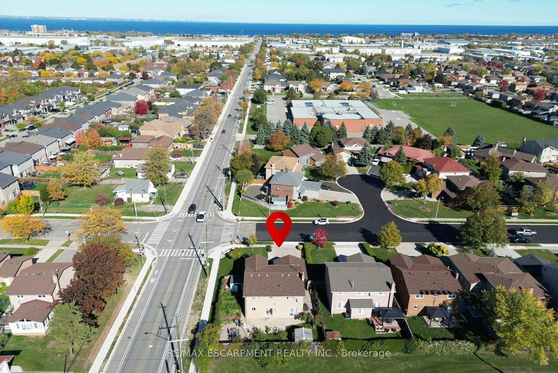 Photo 39 of 2 Cresthaven Drive, Hamilton, Stoney Creek — HOMEH