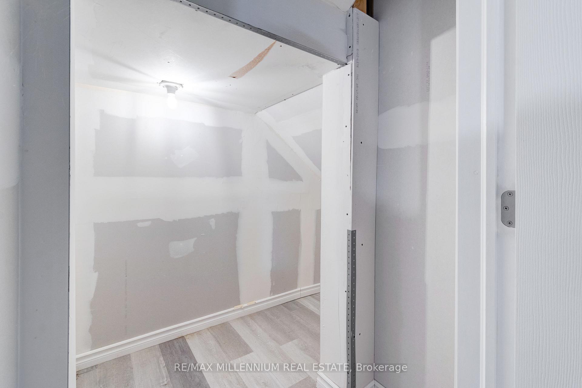 Photo 33 of 481 Bessborough Drive, Milton, Harrison — HOMEH