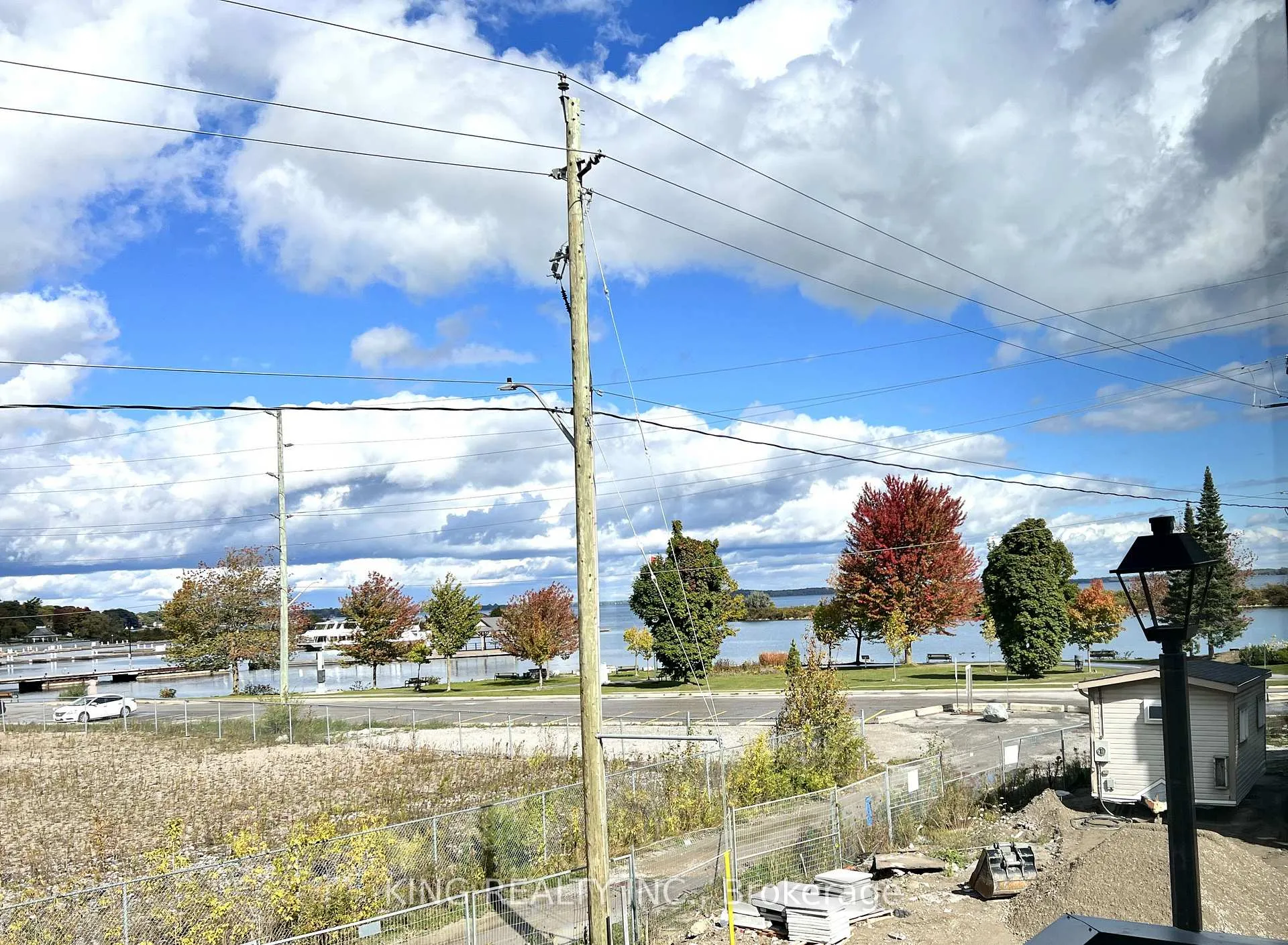 Photo 10 of 137 Colborne Street E, Orillia — HOMEH