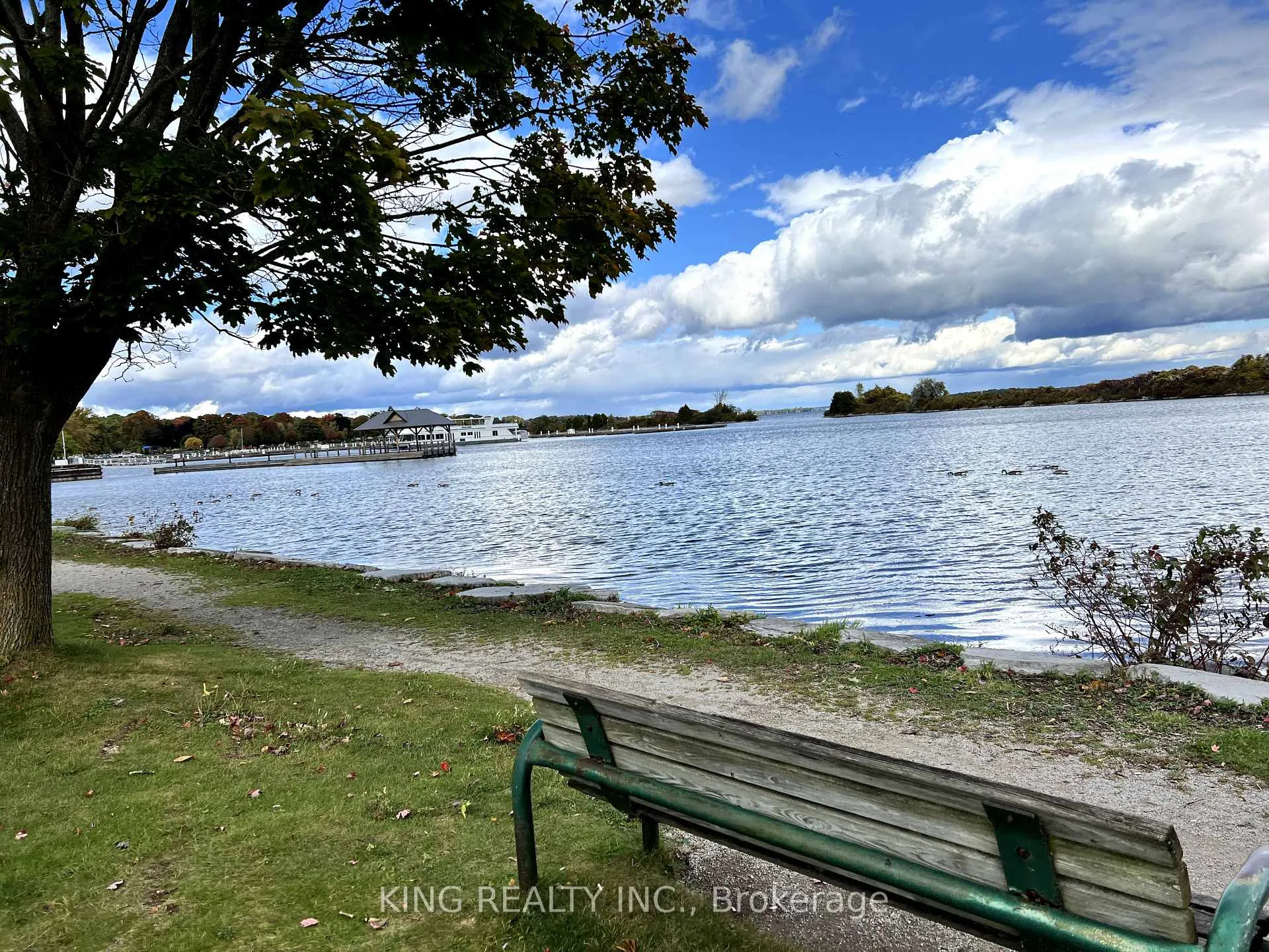 Photo 22 of 137 Colborne Street E, Orillia — HOMEH