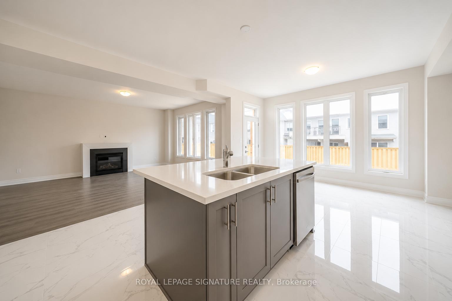 Photo 7 of 109 York Drive, Peterborough, Monaghan Ward 2 — HOMEH