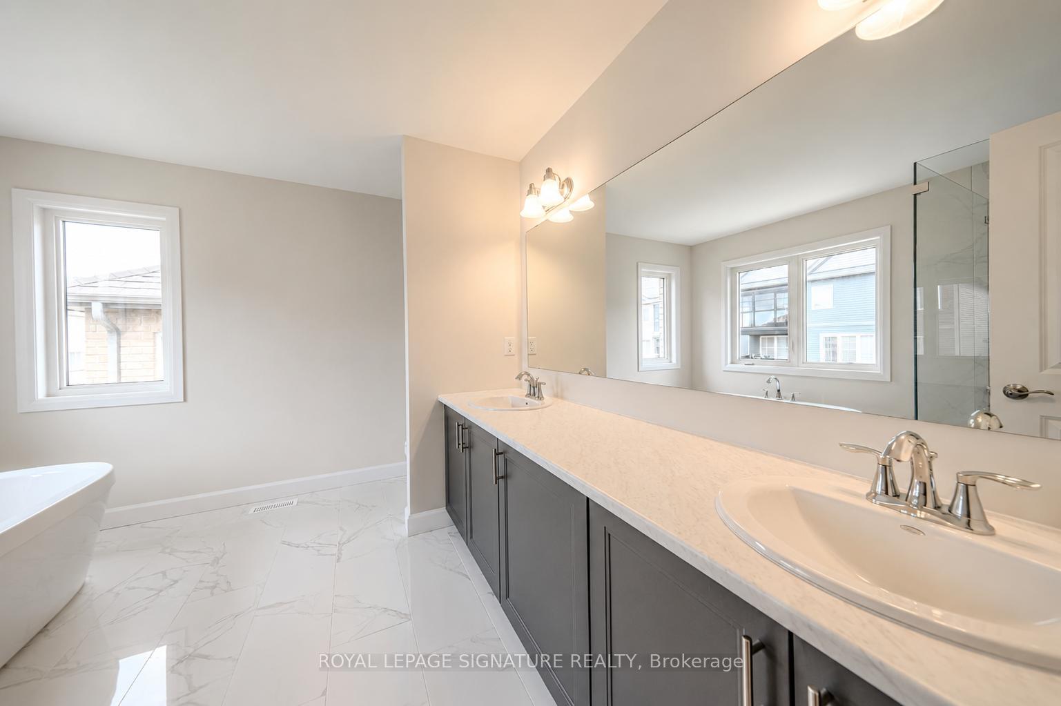 Photo 14 of 109 York Drive, Peterborough, Monaghan Ward 2 — HOMEH