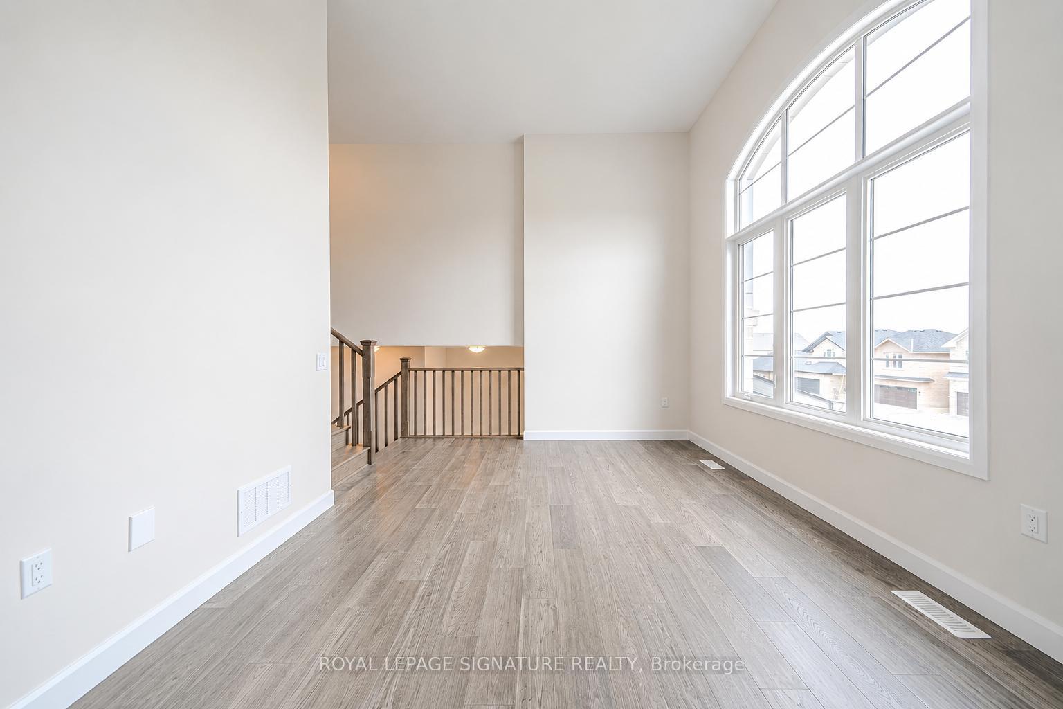 Photo 16 of 109 York Drive, Peterborough, Monaghan Ward 2 — HOMEH