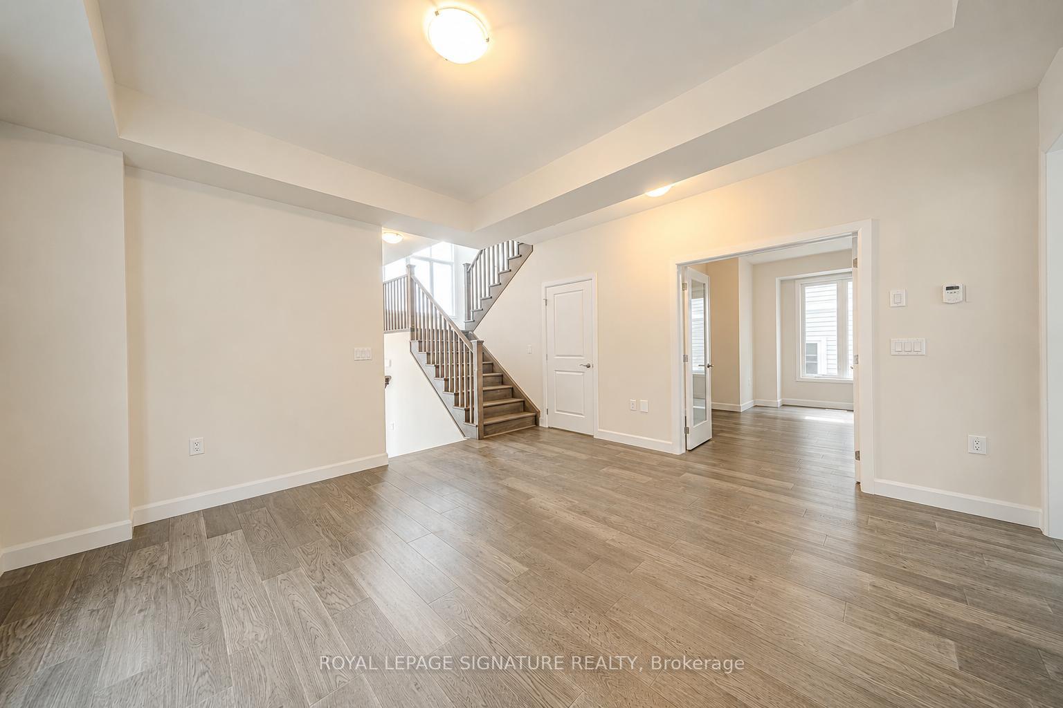 Photo 24 of 109 York Drive, Peterborough, Monaghan Ward 2 — HOMEH