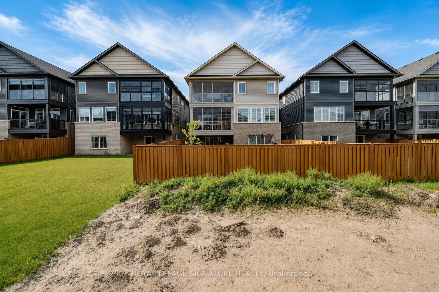 Photo 29 of 109 York Drive, Peterborough, Monaghan Ward 2 — HOMEH