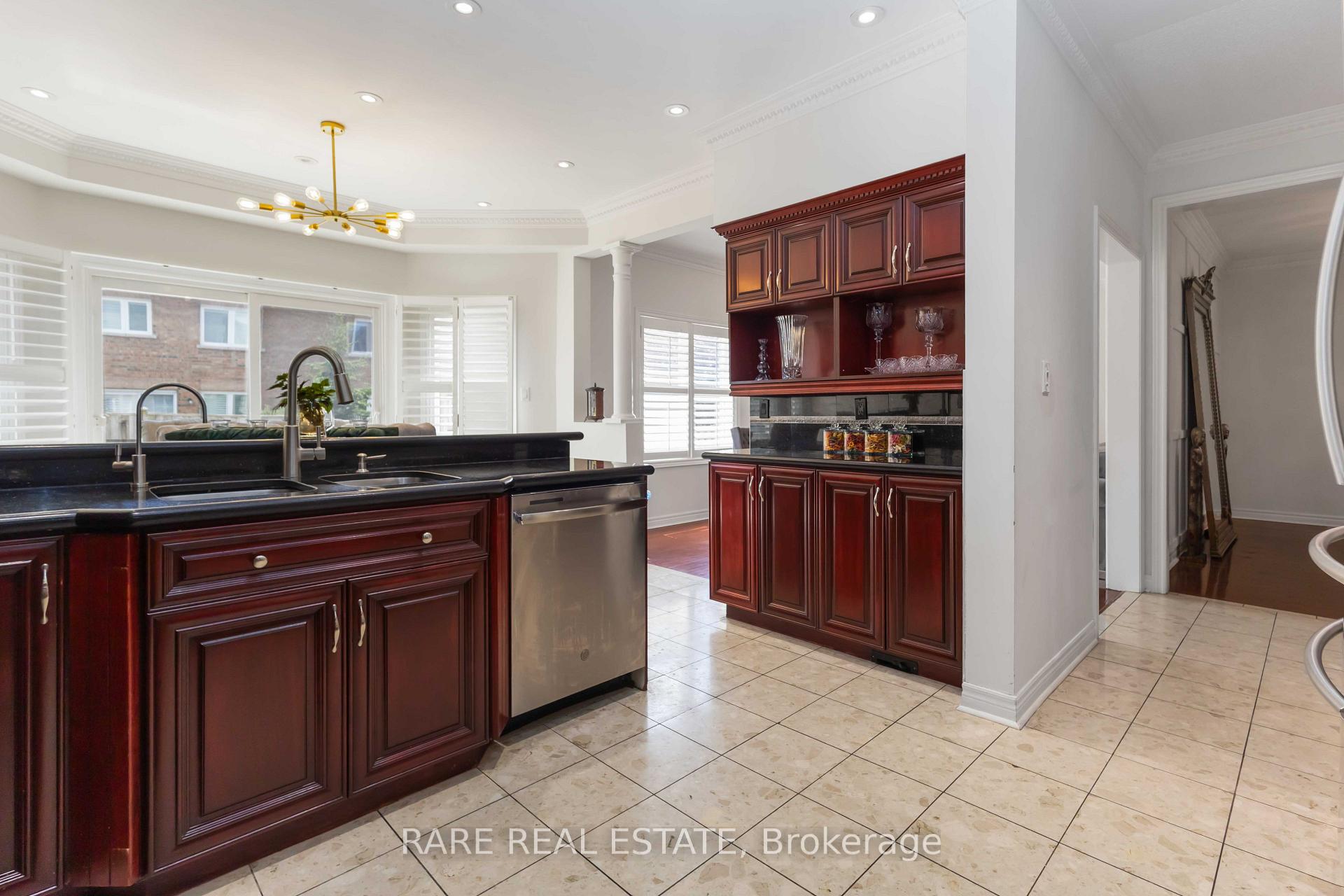 Photo 13 of 55 Castlemore Avenue, Markham, Berczy — HOMEH