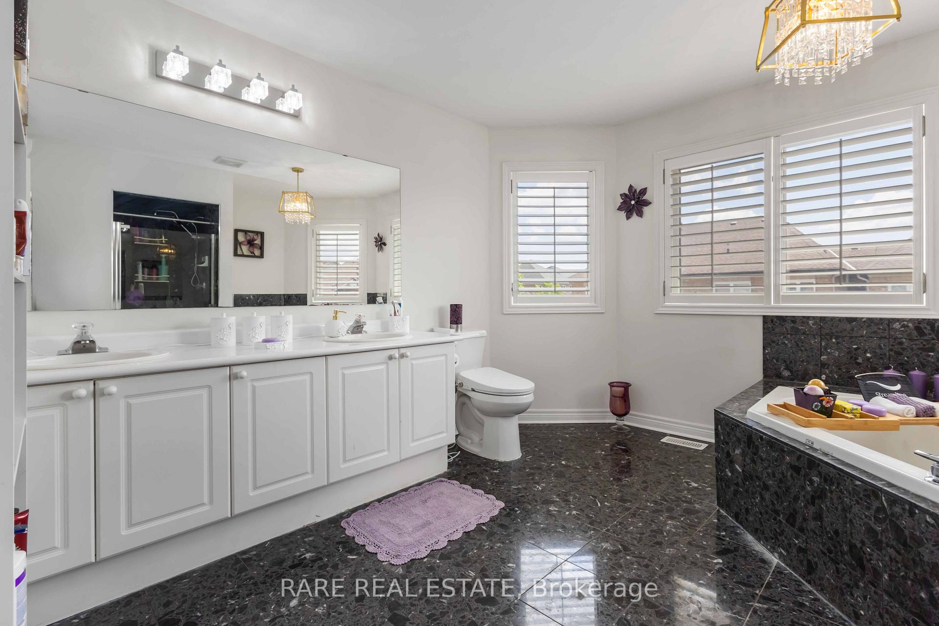 Photo 19 of 55 Castlemore Avenue, Markham, Berczy — HOMEH