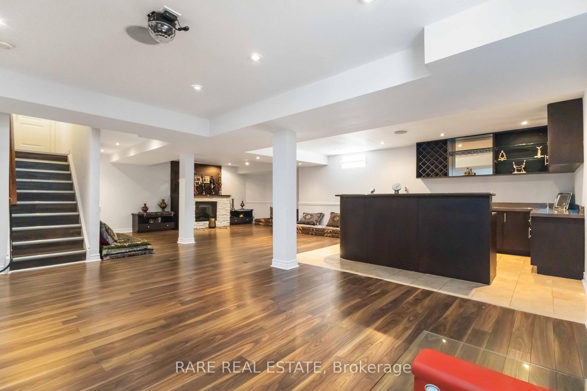 Photo 28 of 55 Castlemore Avenue, Markham, Berczy — HOMEH
