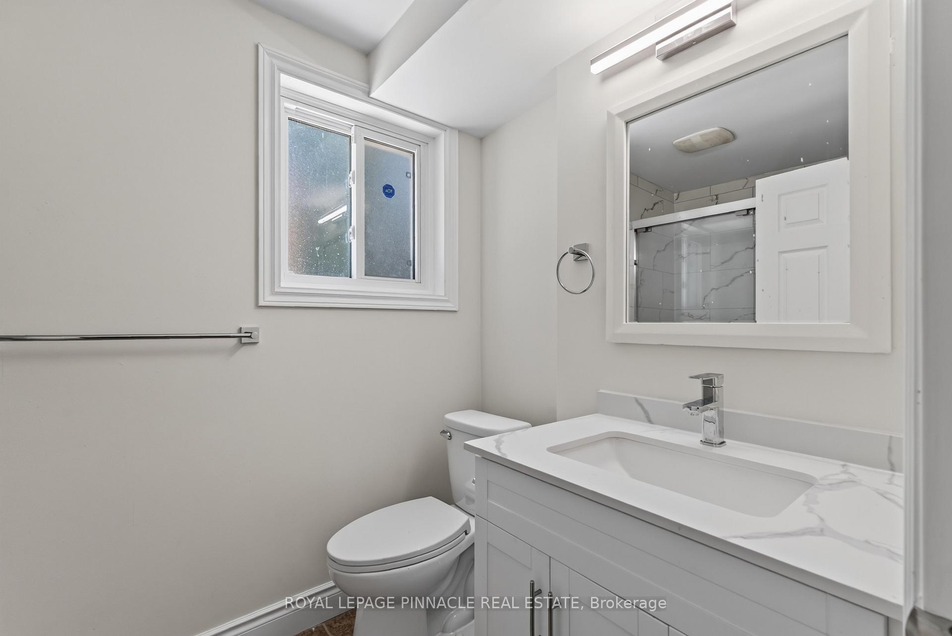 Photo 17 of 41 Amy Crescent, London, East C — HOMEH