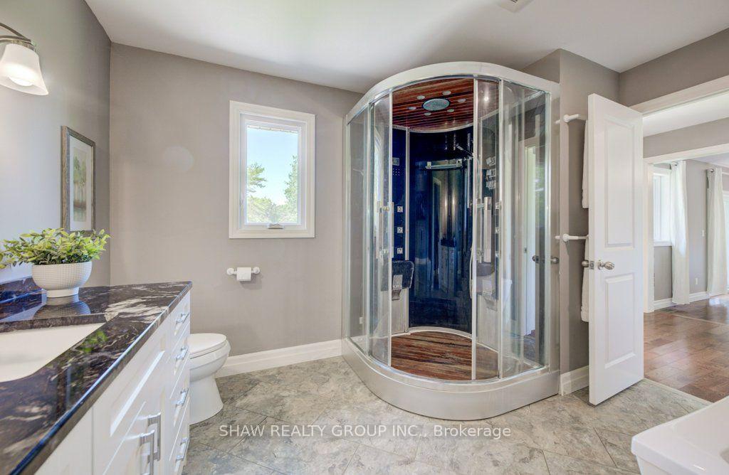 Photo 19 of 3335 Lobsinger Line, Wellesley — HOMEH