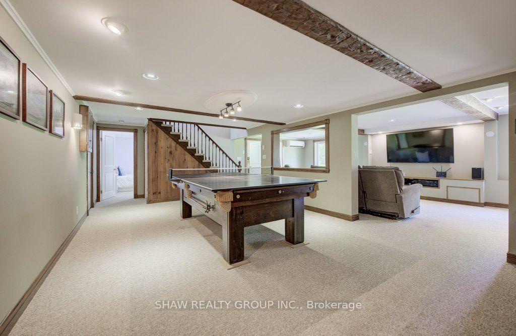 Photo 24 of 3335 Lobsinger Line, Wellesley — HOMEH