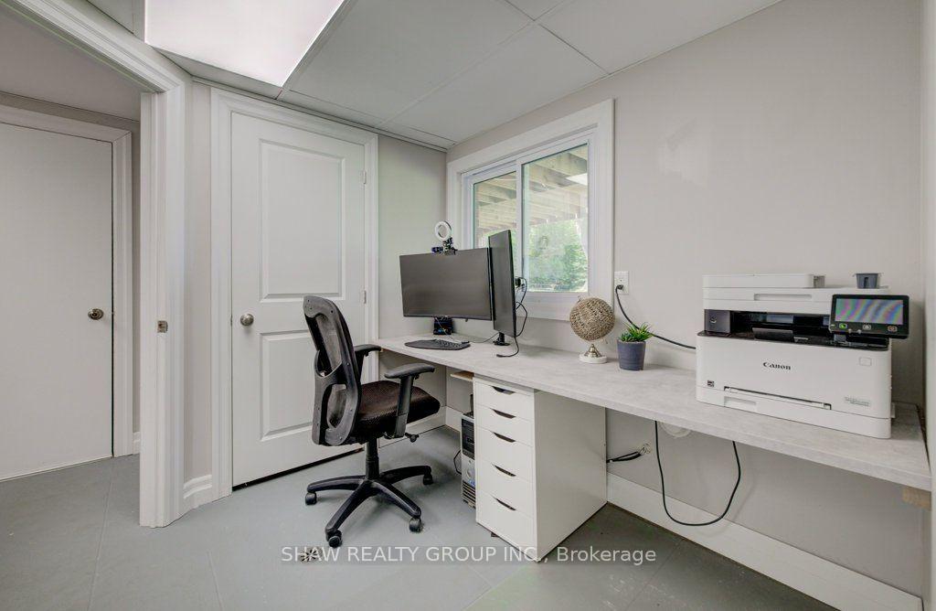 Photo 27 of 3335 Lobsinger Line, Wellesley — HOMEH