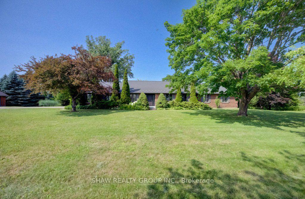 Photo 34 of 3335 Lobsinger Line, Wellesley — HOMEH