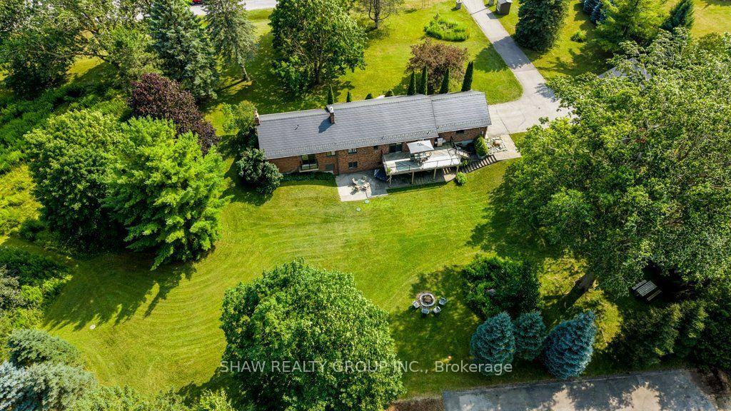 Photo 44 of 3335 Lobsinger Line, Wellesley — HOMEH