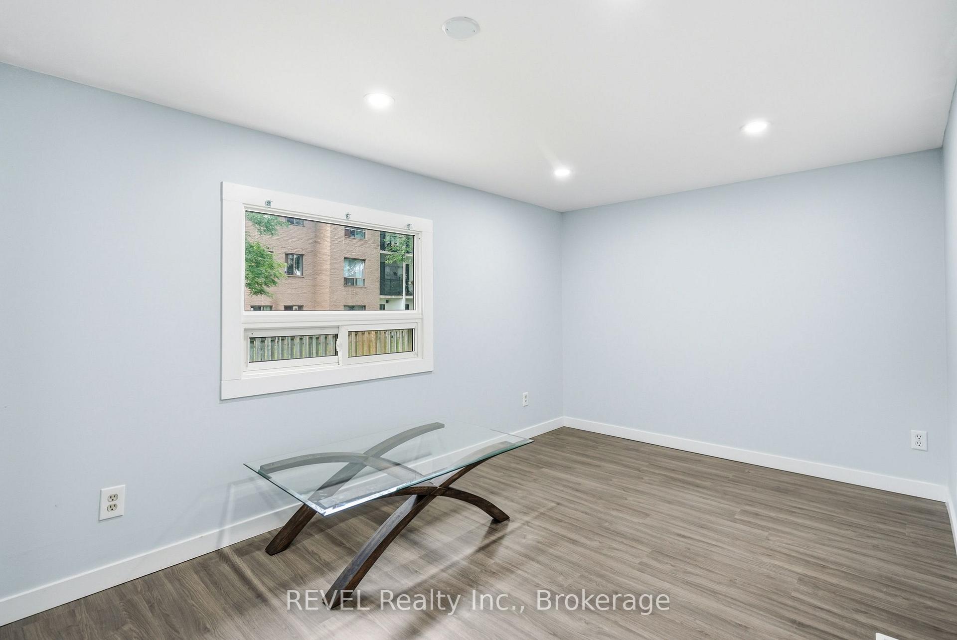 Photo 26 of 2 Kent Street, St. Catharines, Western Hill — HOMEH