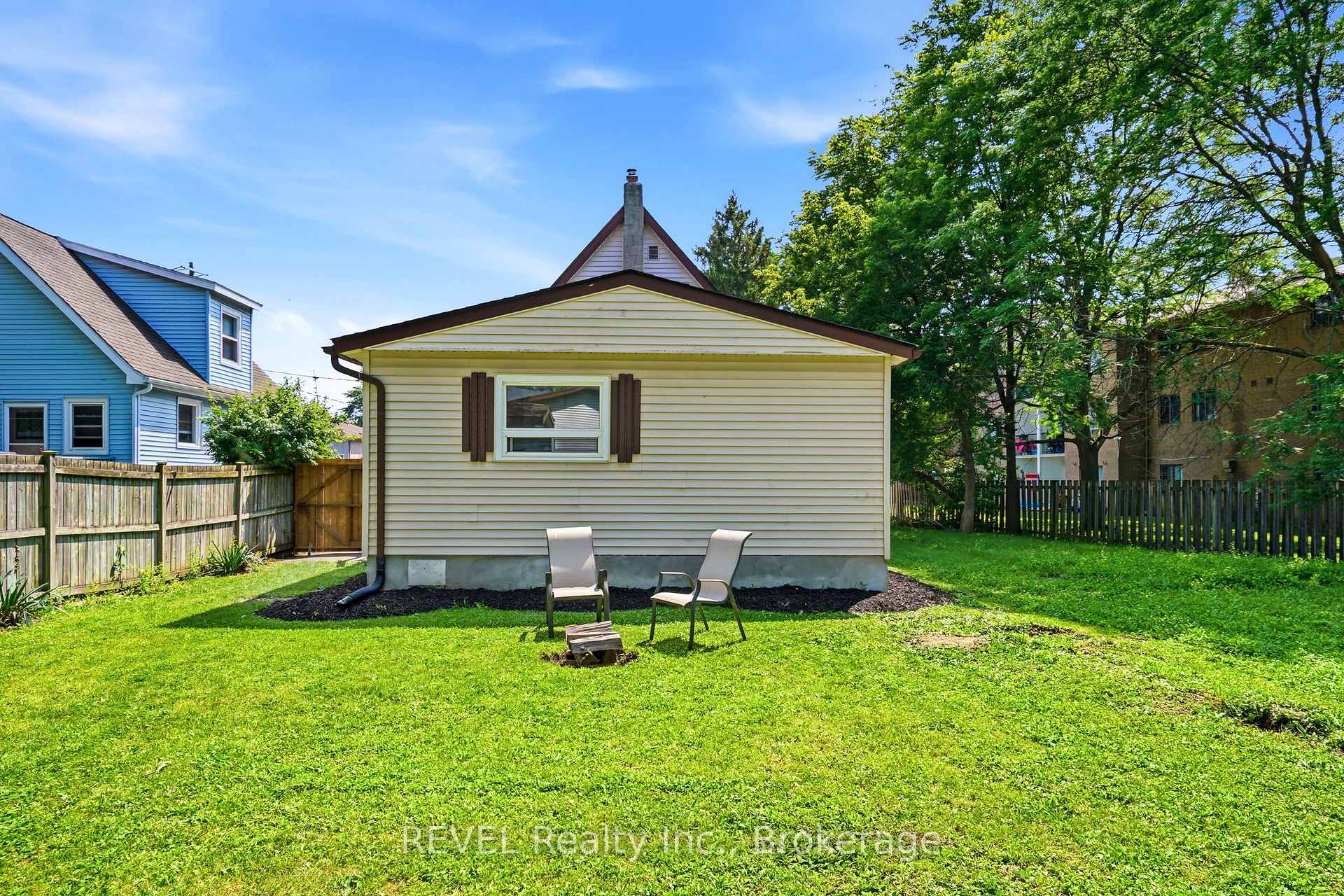 Photo 34 of 2 Kent Street, St. Catharines, Western Hill — HOMEH