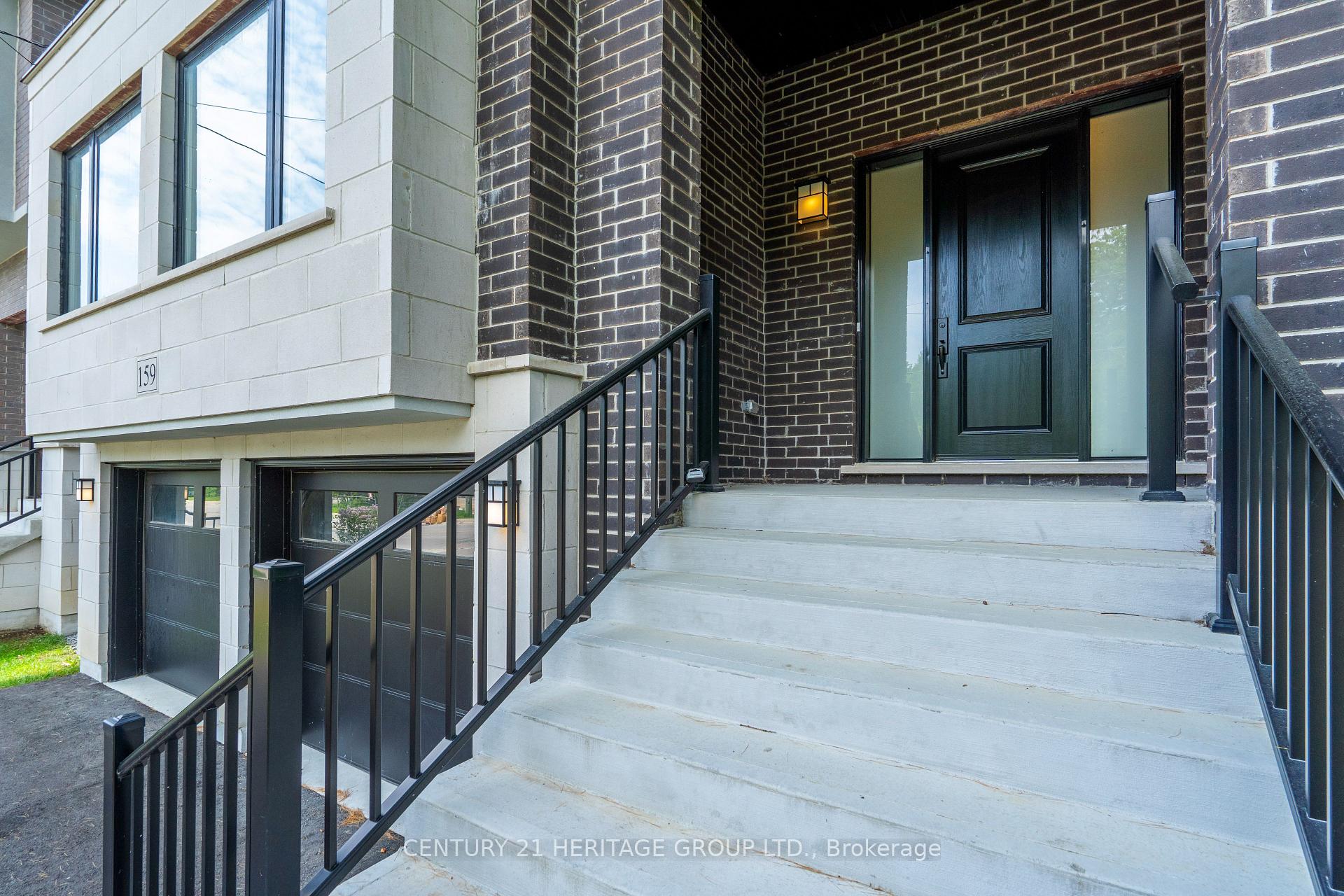 Photo 3 of 159 Snively Street, Richmond Hill, Oak Ridges Lake Wilcox — HOMEH