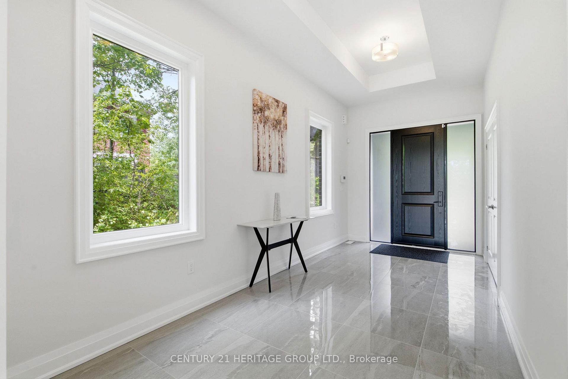 Photo 4 of 159 Snively Street, Richmond Hill, Oak Ridges Lake Wilcox — HOMEH