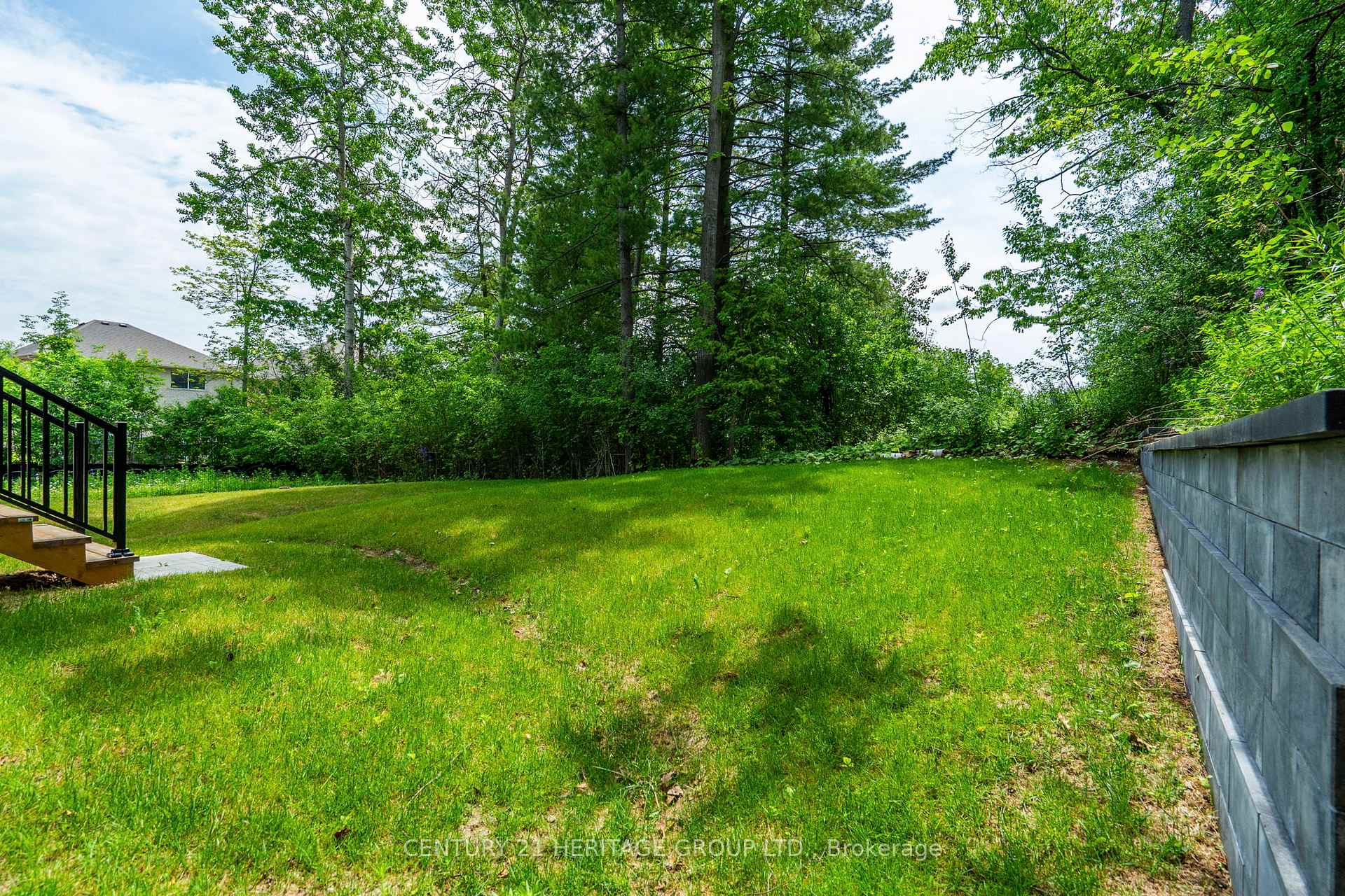 Photo 23 of 159 Snively Street, Richmond Hill, Oak Ridges Lake Wilcox — HOMEH