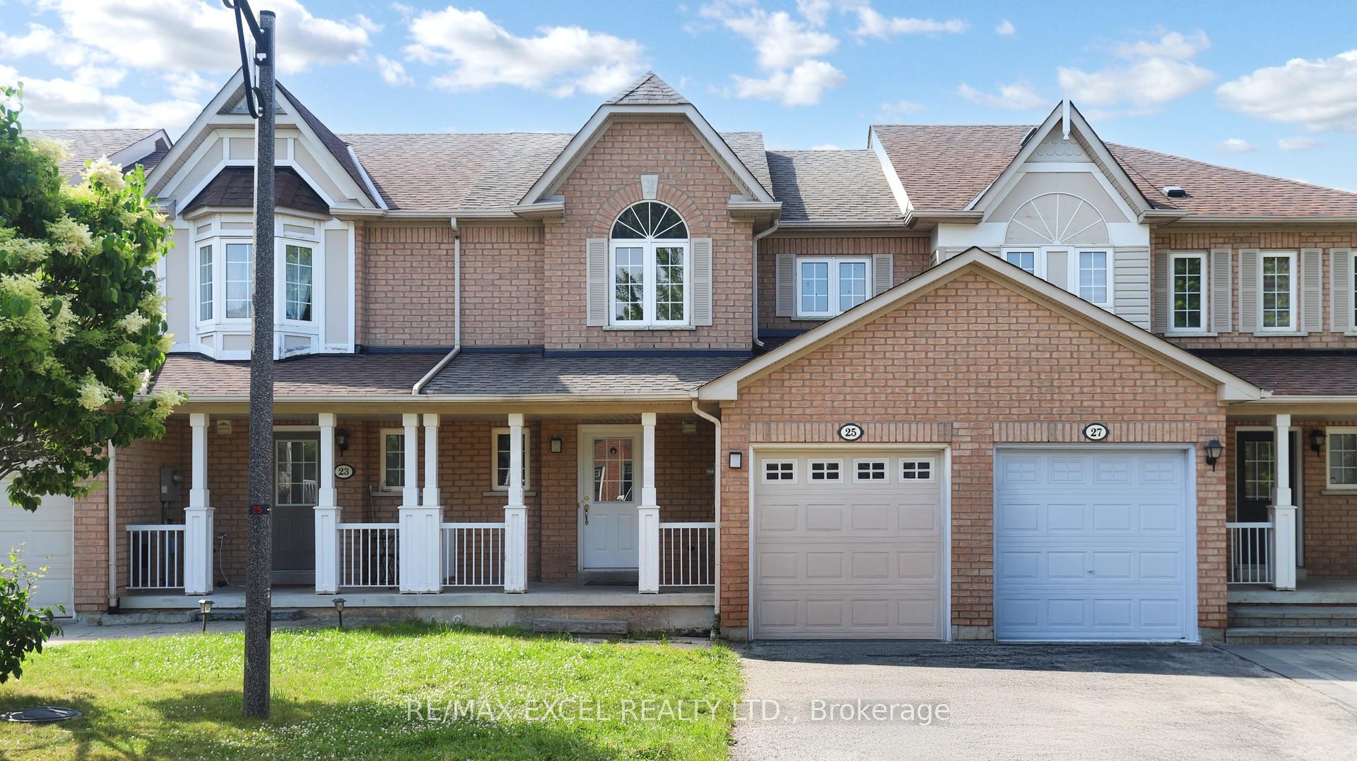 Photo 2 of 25 Autumnglen Road, Markham, Greensborough — HOMEH