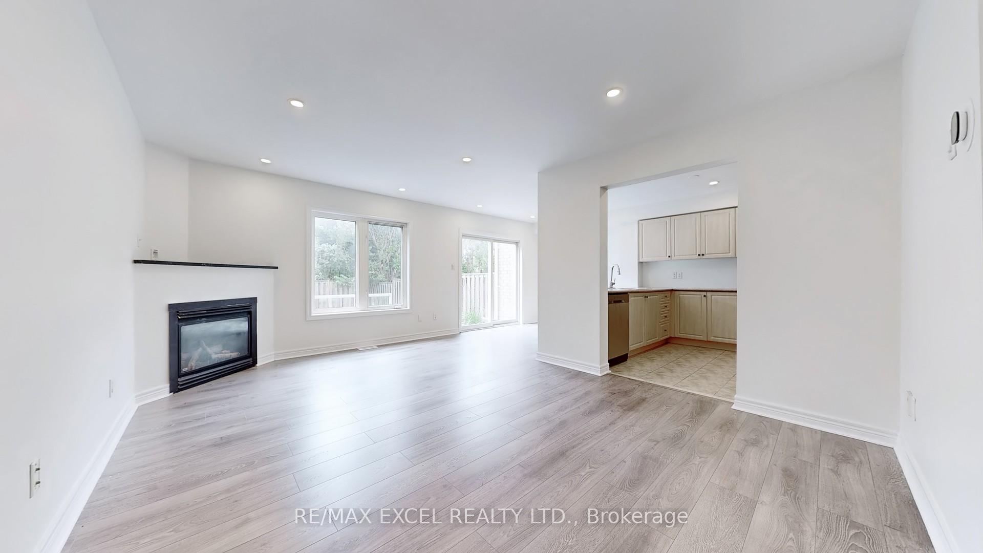 Photo 7 of 25 Autumnglen Road, Markham, Greensborough — HOMEH