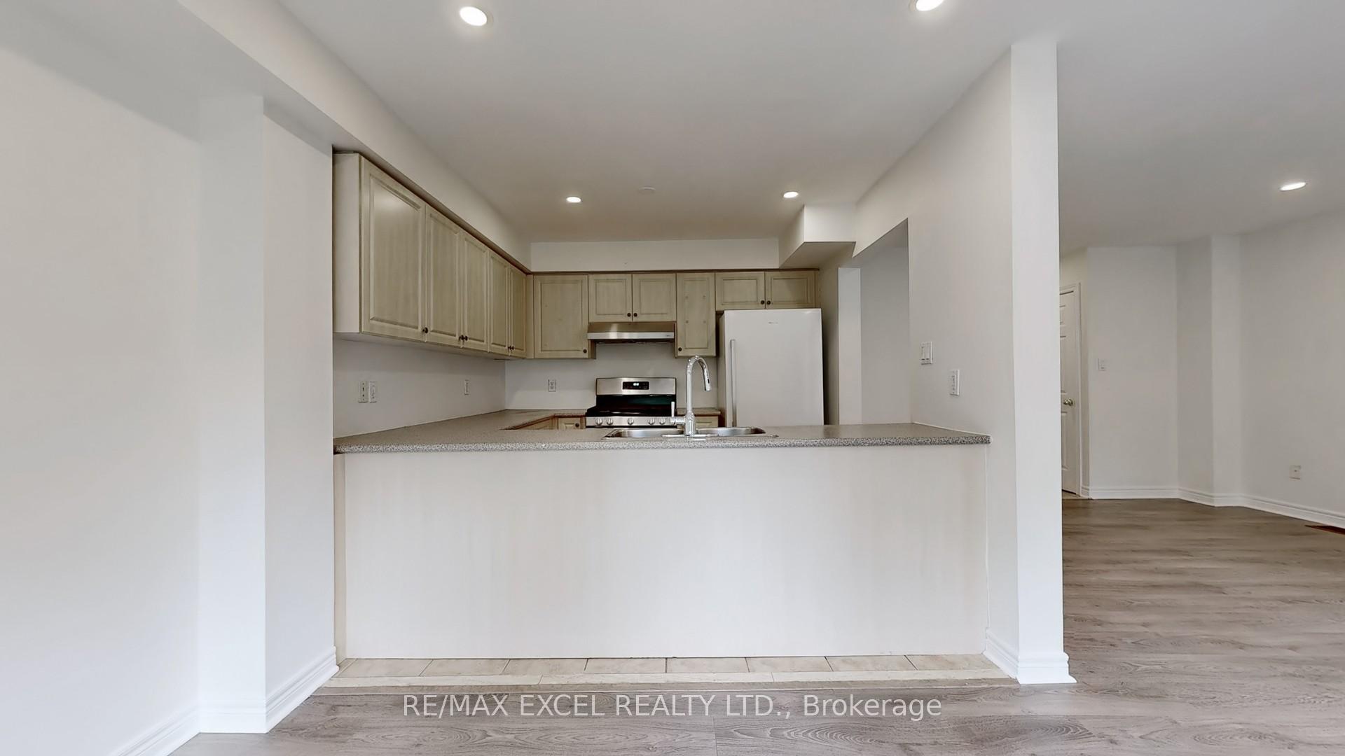 Photo 15 of 25 Autumnglen Road, Markham, Greensborough — HOMEH