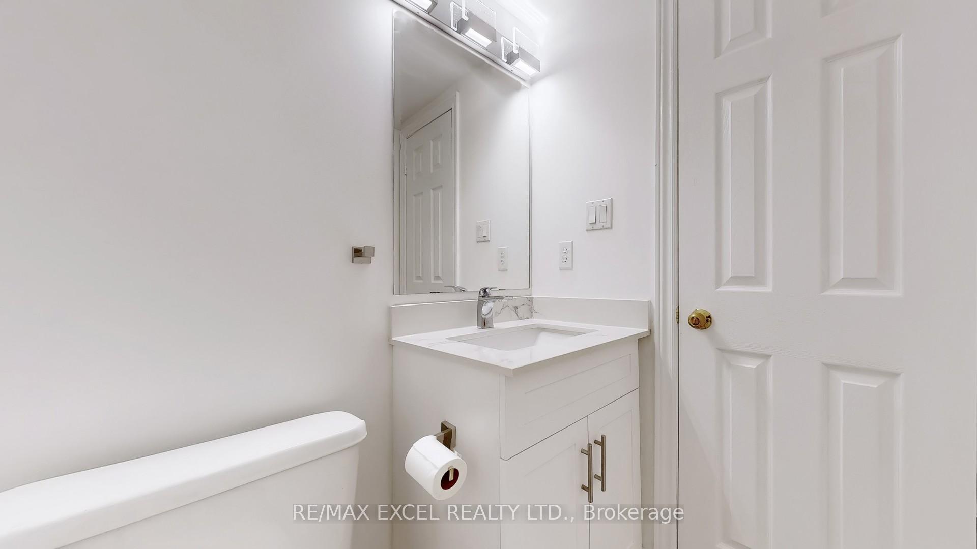 Photo 21 of 25 Autumnglen Road, Markham, Greensborough — HOMEH
