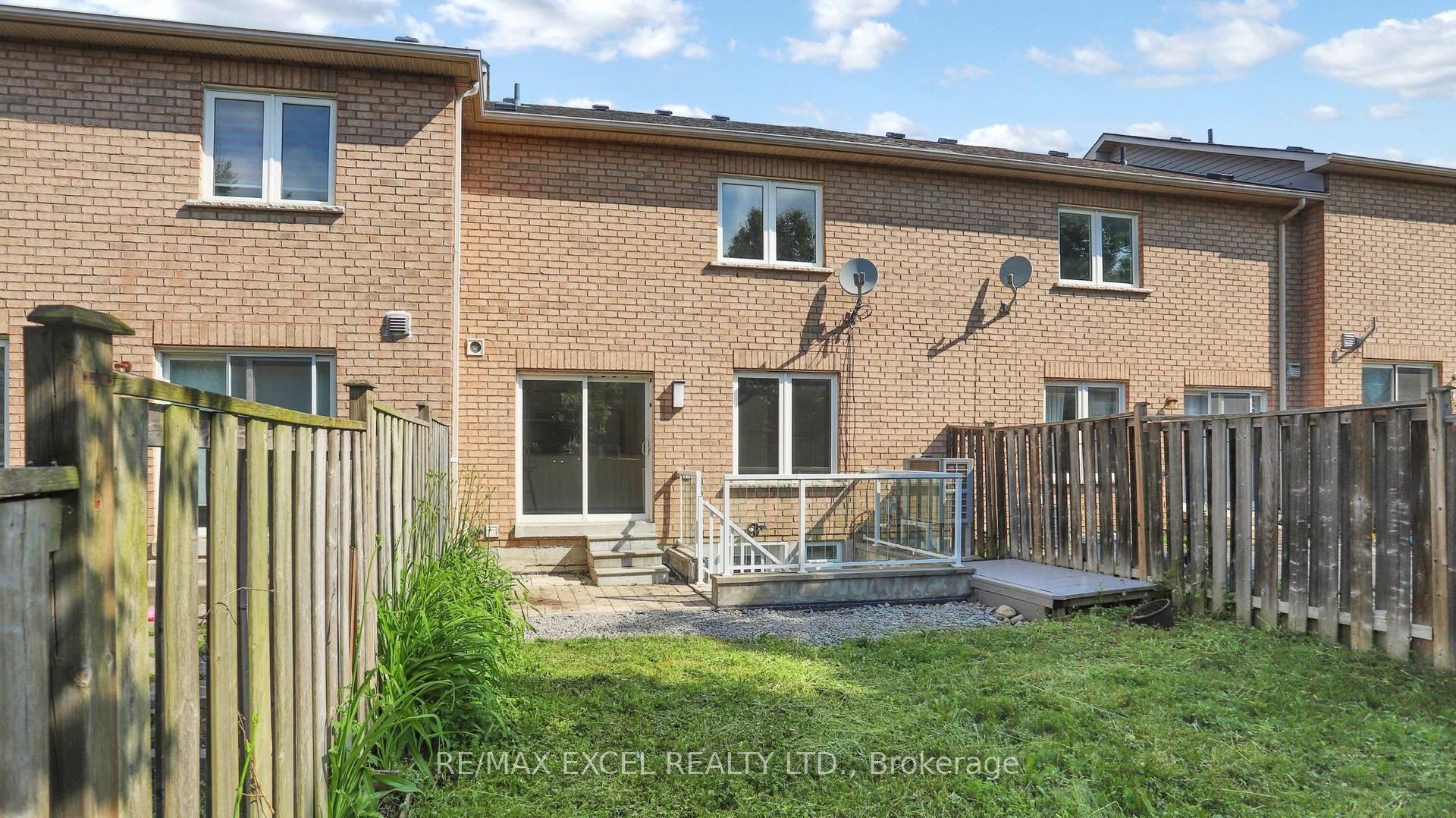 Photo 45 of 25 Autumnglen Road, Markham, Greensborough — HOMEH