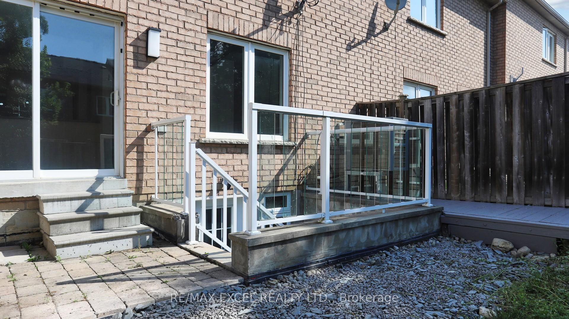 Photo 48 of 25 Autumnglen Road, Markham, Greensborough — HOMEH