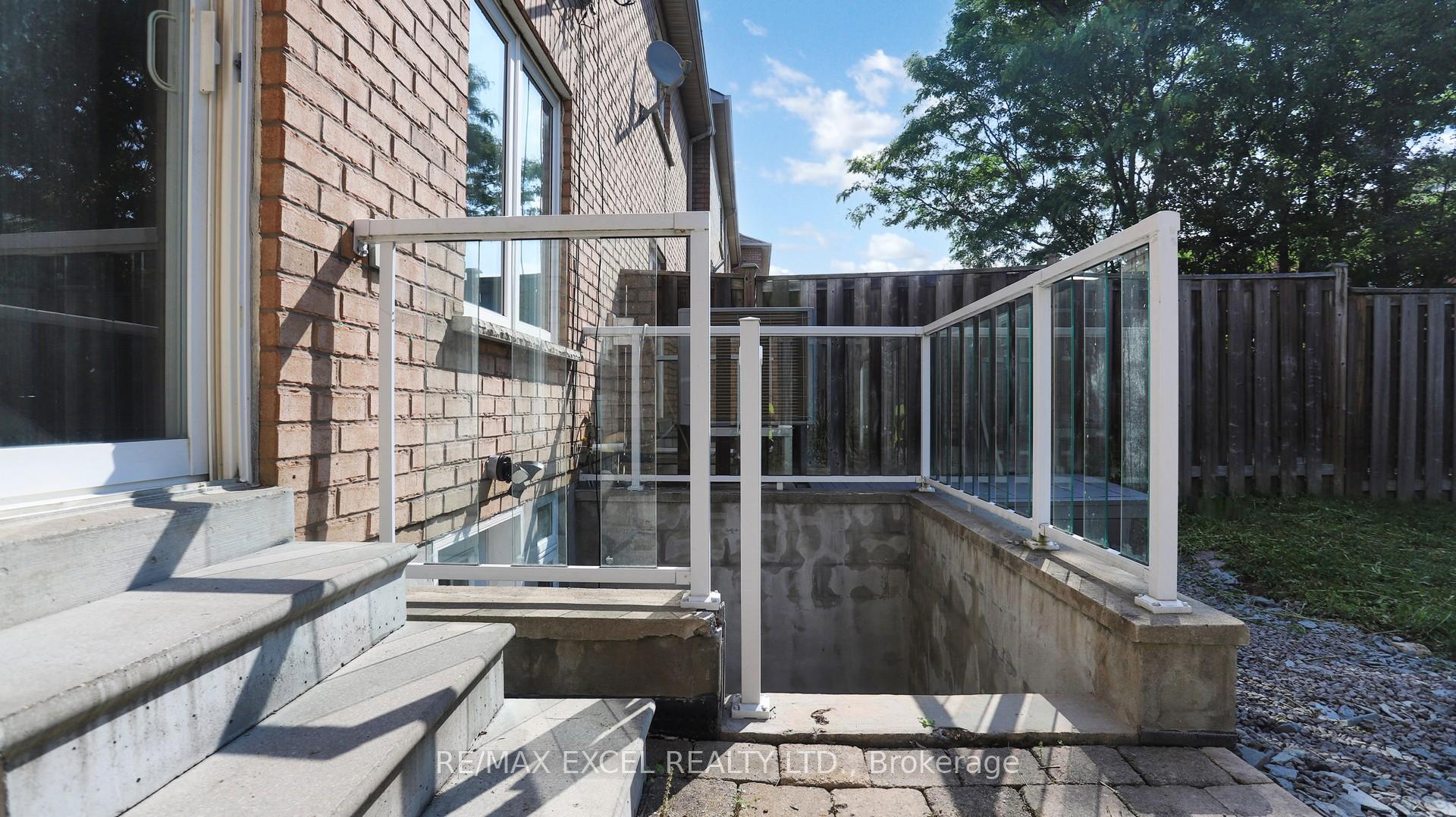 Photo 49 of 25 Autumnglen Road, Markham, Greensborough — HOMEH