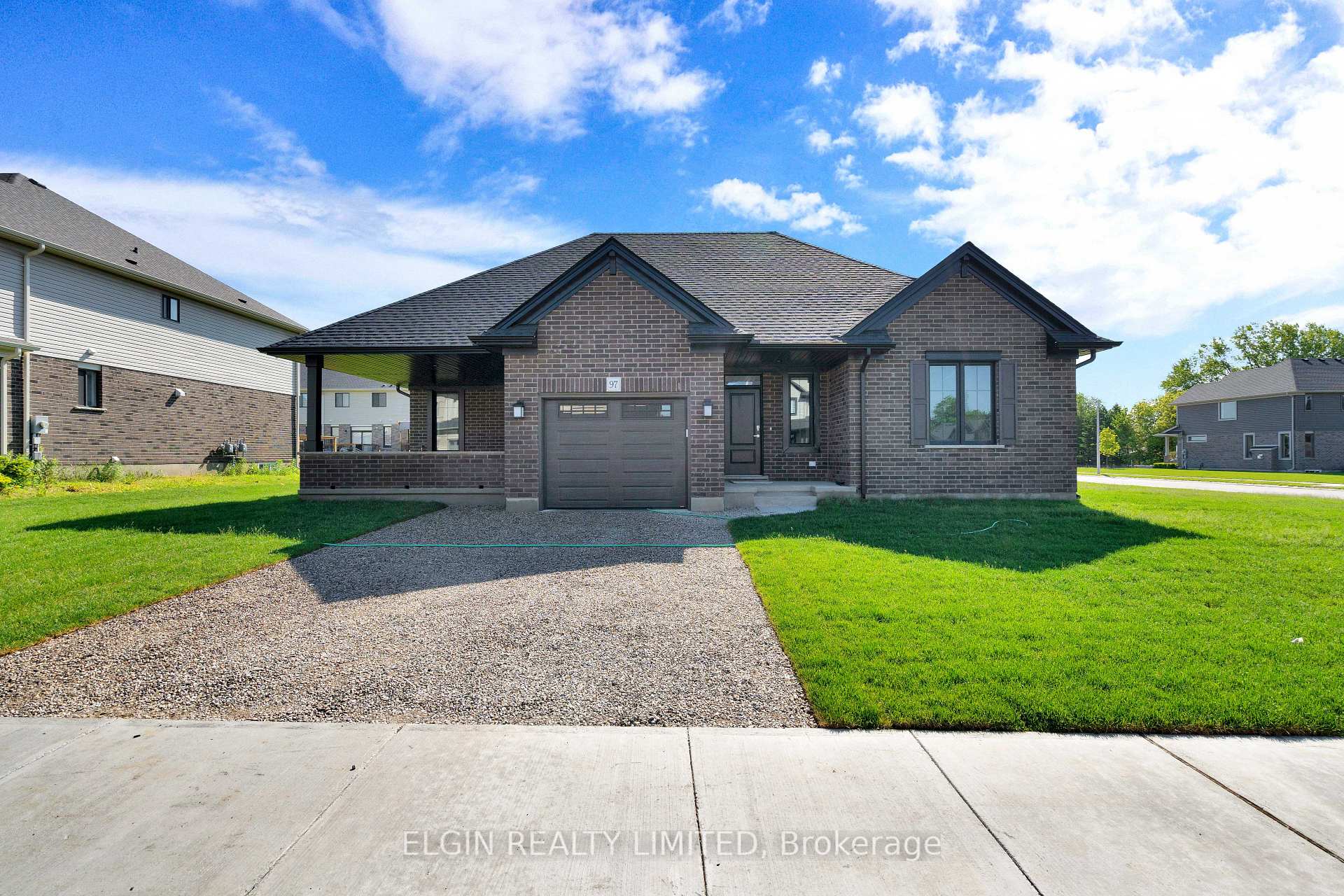 Photo 33 of 97 Keba Crescent, Tillsonburg — HOMEH