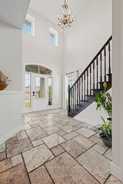Photo 5 of 291 Zeller Drive, Kitchener, Grand River South — HOMEH