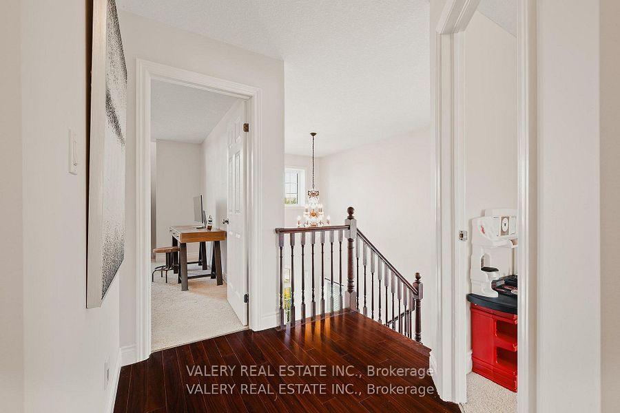 Photo 16 of 291 Zeller Drive, Kitchener, Grand River South — HOMEH