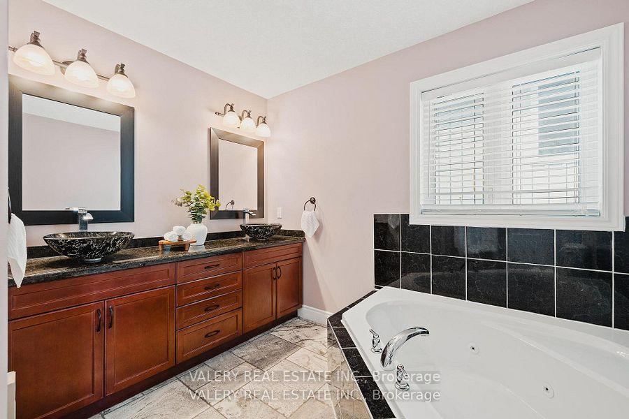 Photo 20 of 291 Zeller Drive, Kitchener, Grand River South — HOMEH
