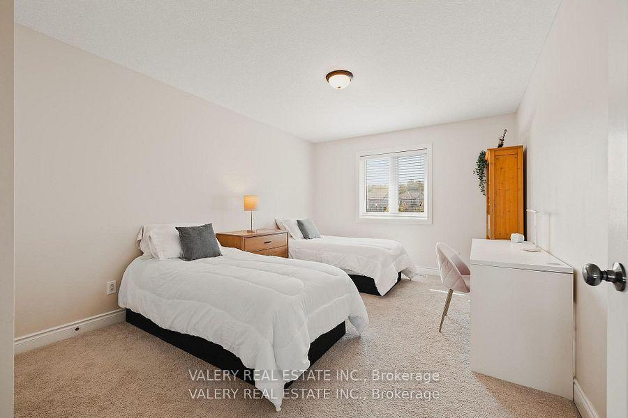 Photo 23 of 291 Zeller Drive, Kitchener, Grand River South — HOMEH