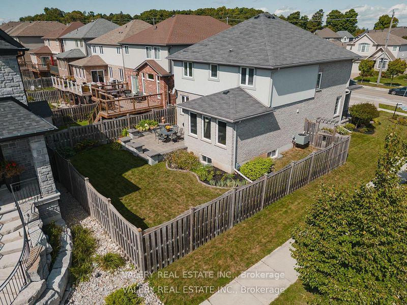 Photo 33 of 291 Zeller Drive, Kitchener, Grand River South — HOMEH