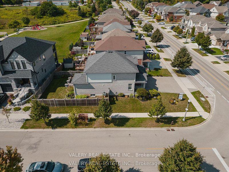Photo 34 of 291 Zeller Drive, Kitchener, Grand River South — HOMEH