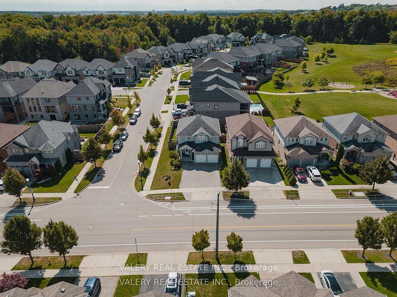 Photo 36 of 291 Zeller Drive, Kitchener, Grand River South — HOMEH
