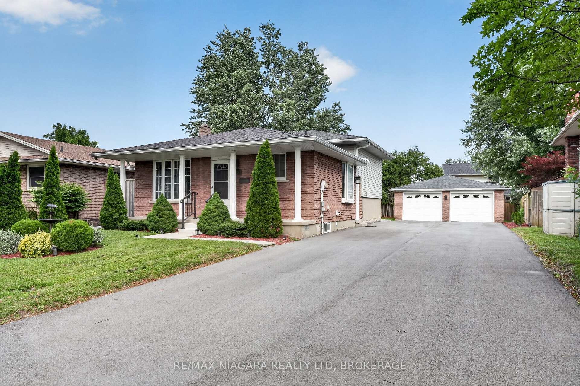 Front of 4074 Brookdale Drive