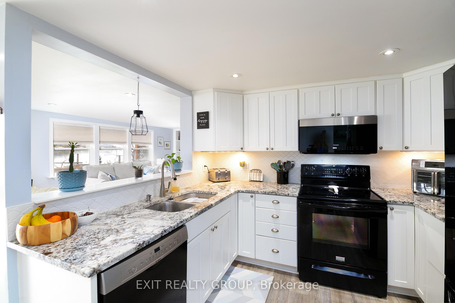 Photo 17 of 21 Prior Lane, Quinte West, Sidney Ward — HOMEH