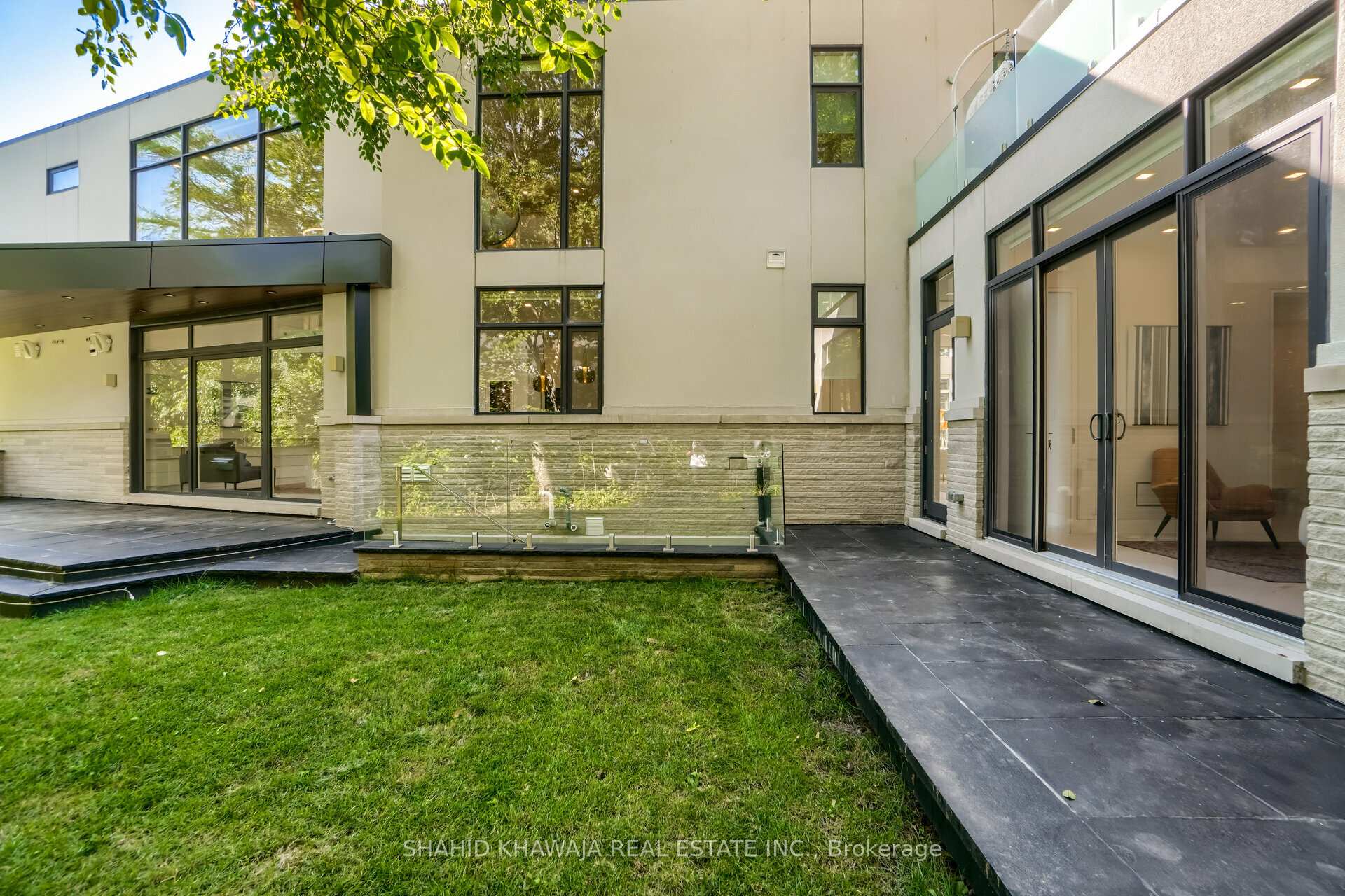 Photo 35 of 560 Shenandoah Drive, Mississauga, Lorne Park — HOMEH