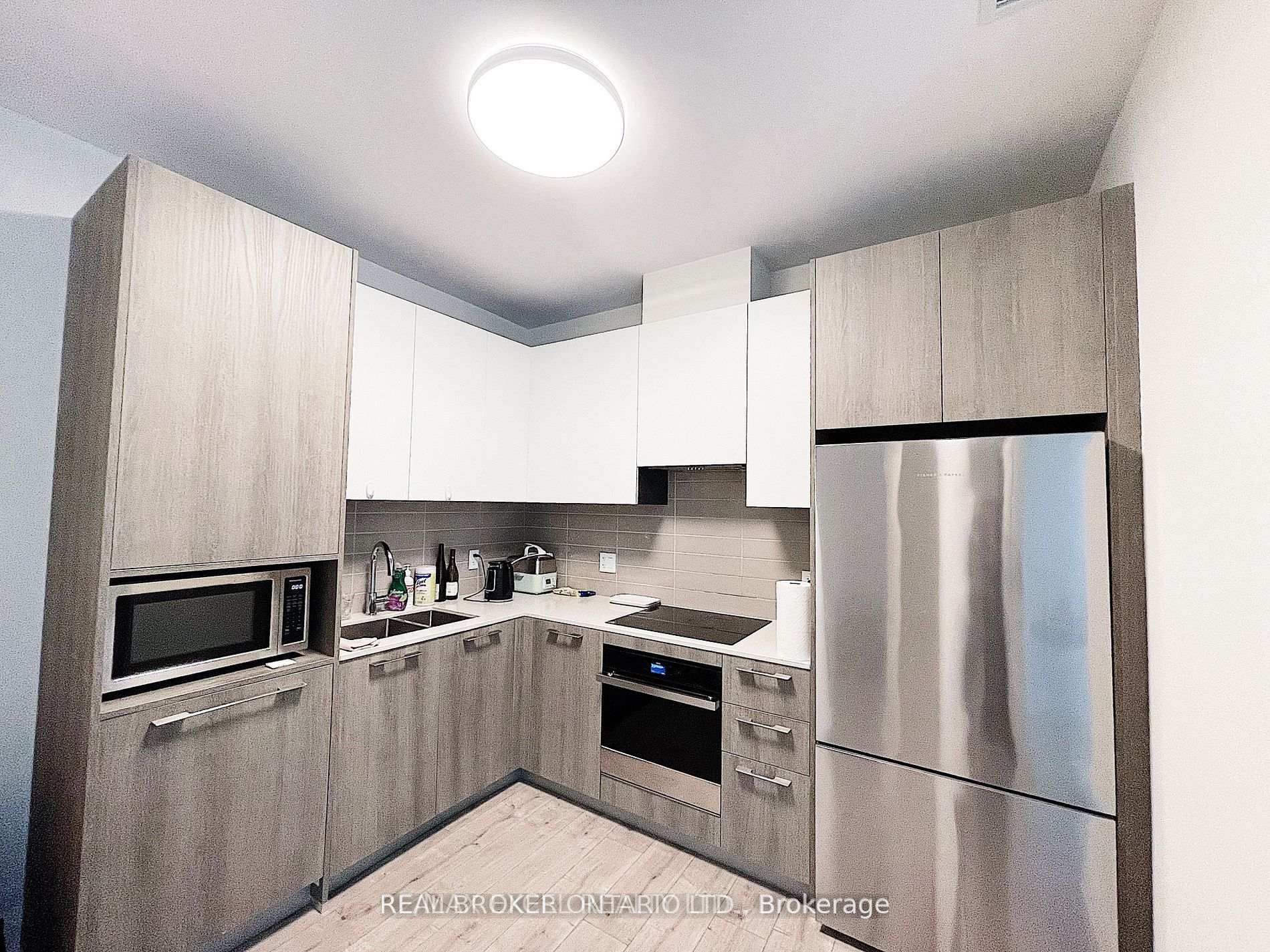 Photo 5 of Unit 2209, 18 Water Walk Drive, Markham, Unionville — HOMEH