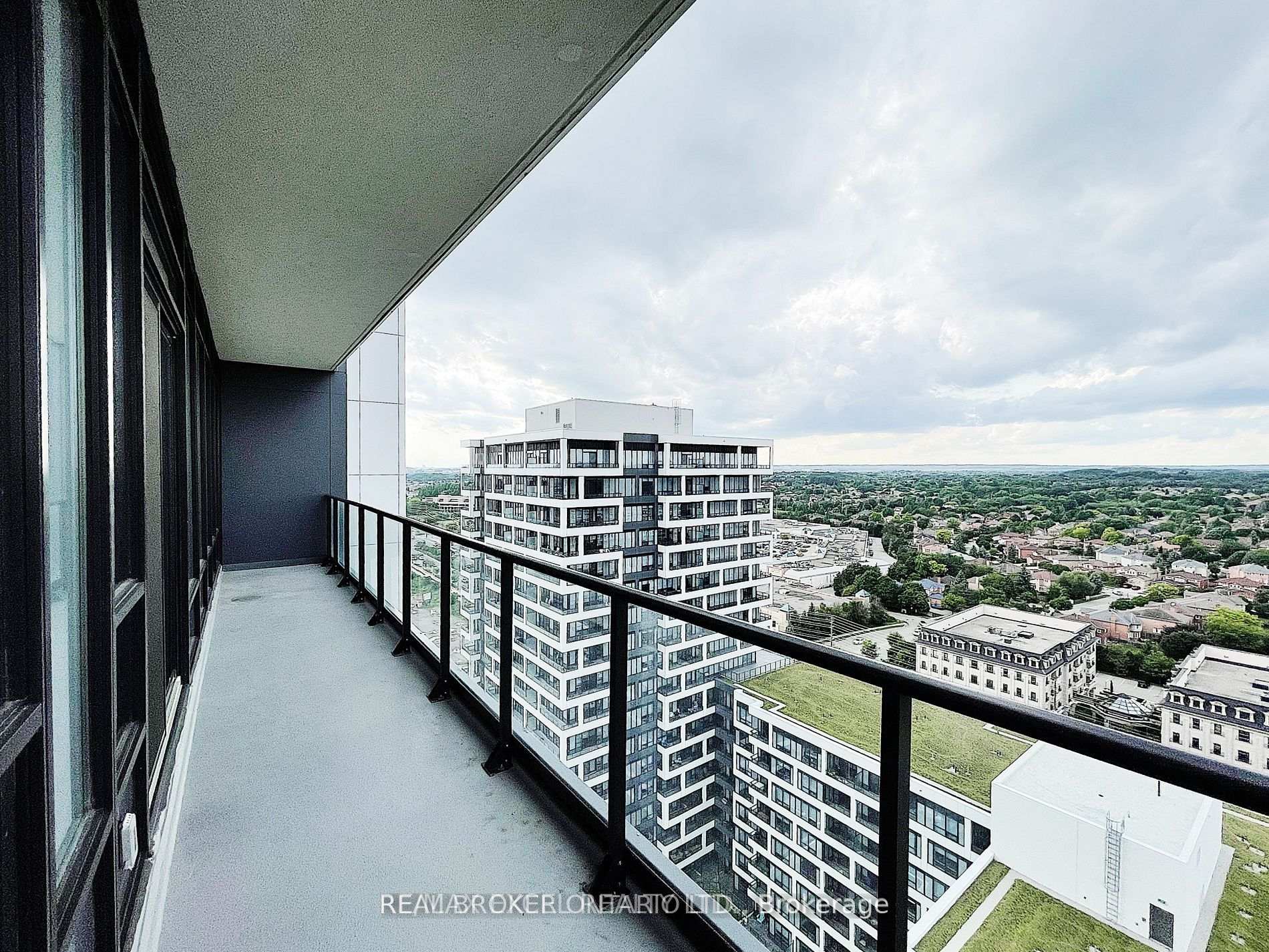 Photo 18 of Unit 2209, 18 Water Walk Drive, Markham, Unionville — HOMEH
