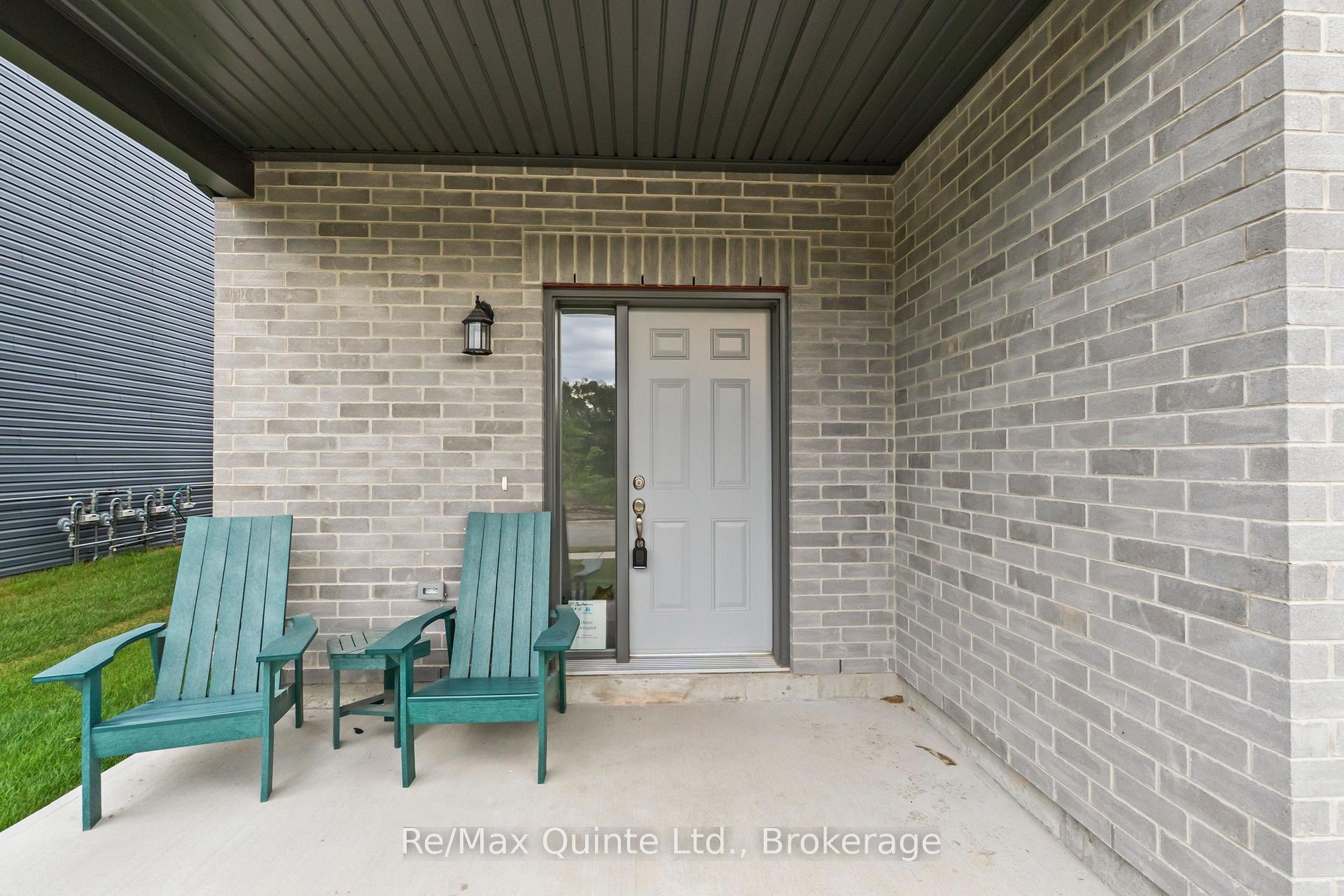 Photo 4 of 107 Buchanan Avenue, Prince Edward County, Picton Ward — HOMEH